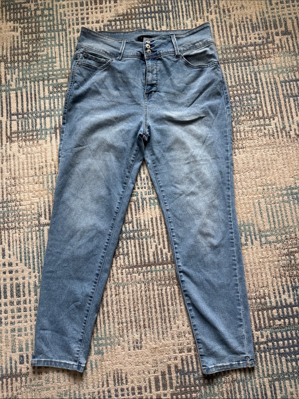 High-Rise Light Blue Women's Stretch Jeans